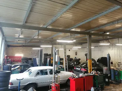 DKS Serwis-otwarty do 00:00